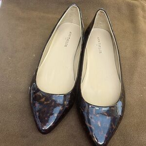 Ann Taylor ladies flats
